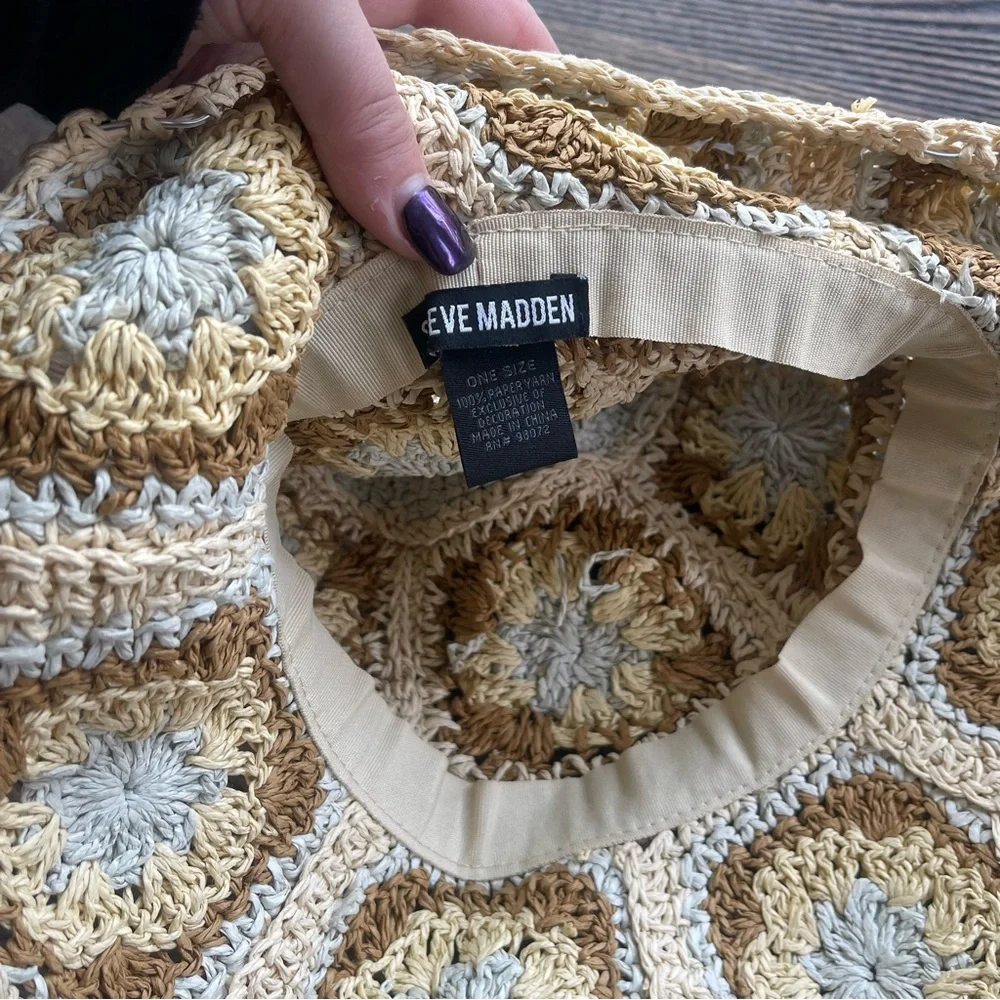 Steve Madden crochet hat - Picture 2 of 3